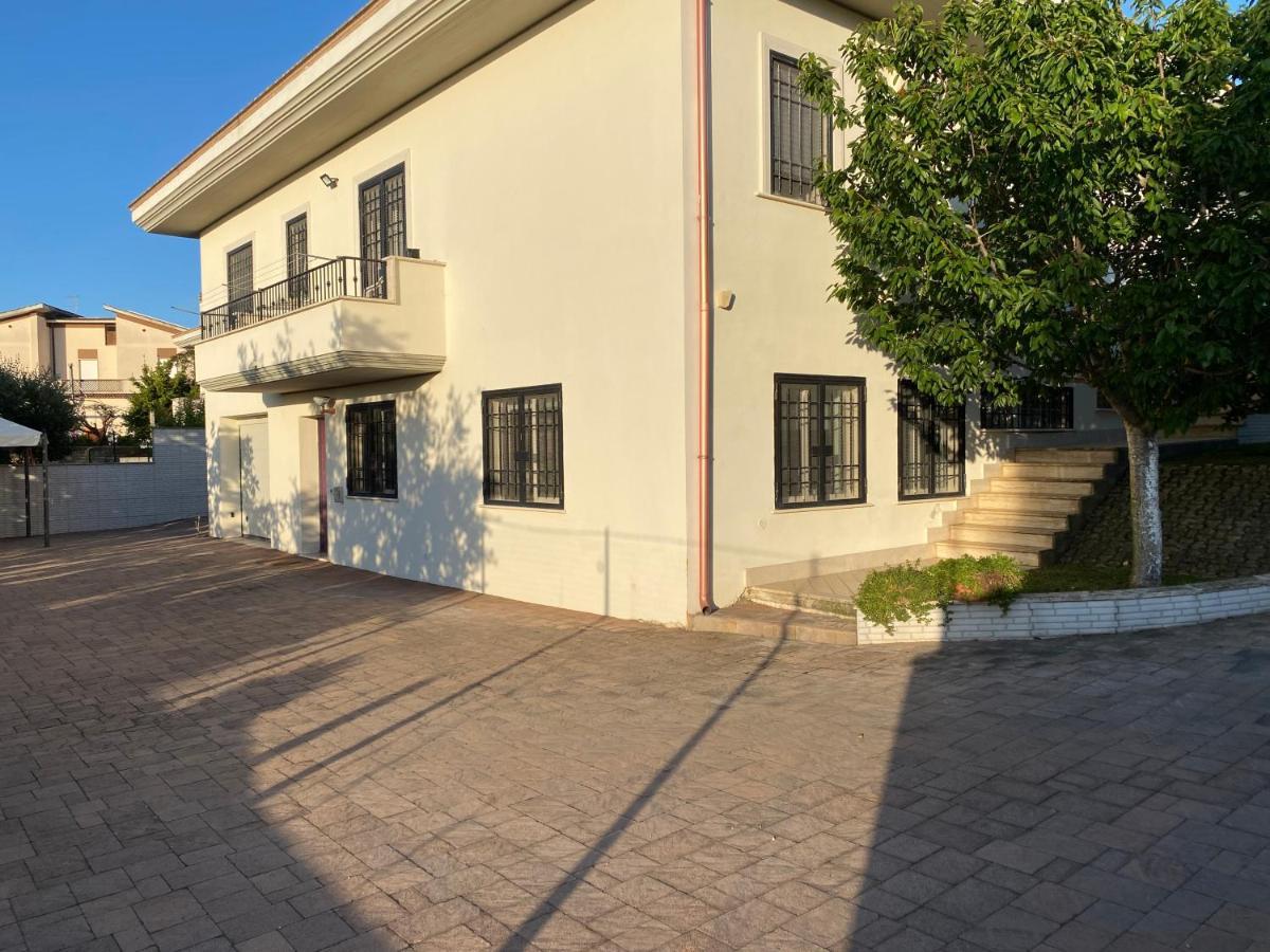Alloggio Turistico Villa Camelia Lavinio Anzio Exterior photo